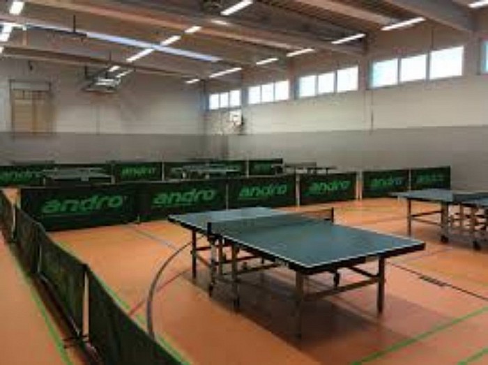 Sporthalle